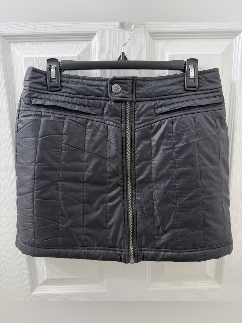 Athleta Dark Navy Quilted Front-Zip Mini Skirt with Stitch Detail